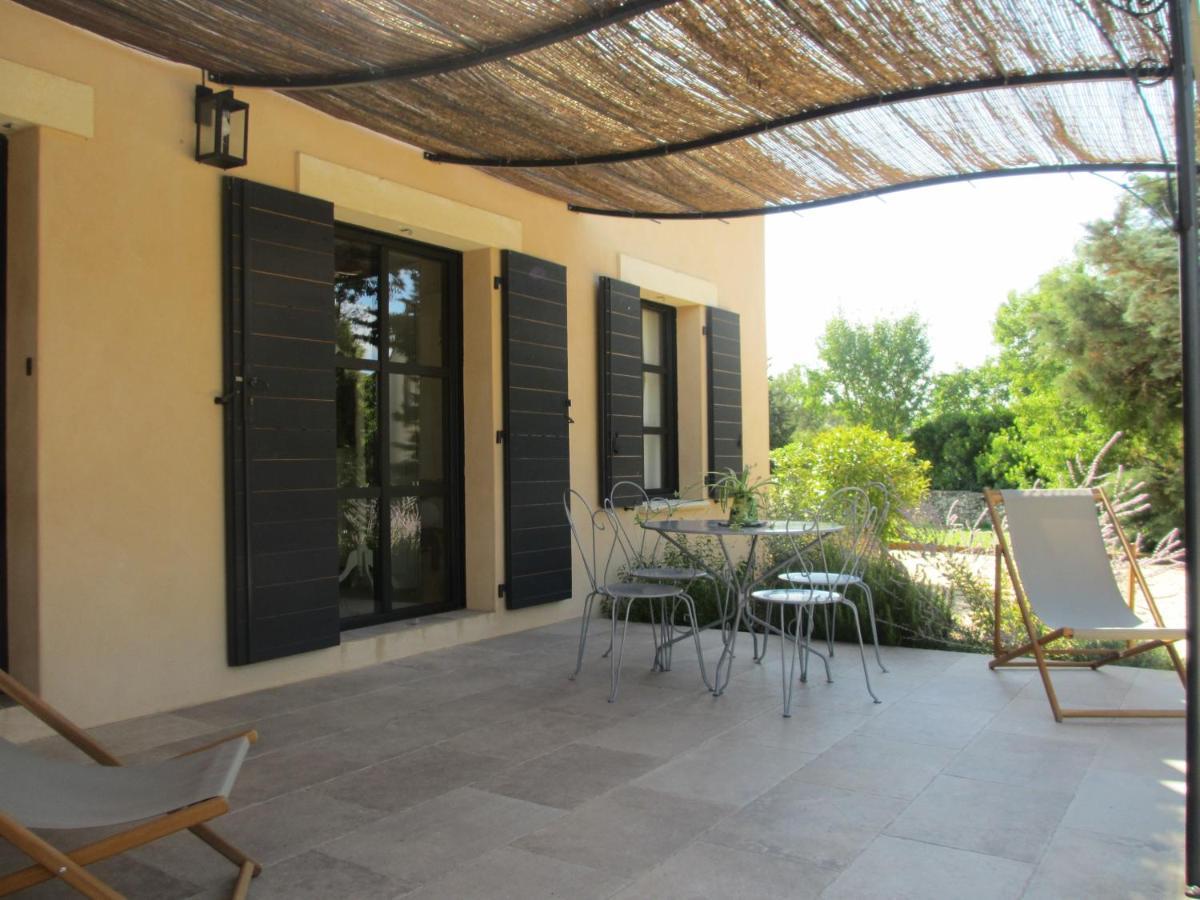 Mazet De La Lavande Uzes Exterior photo