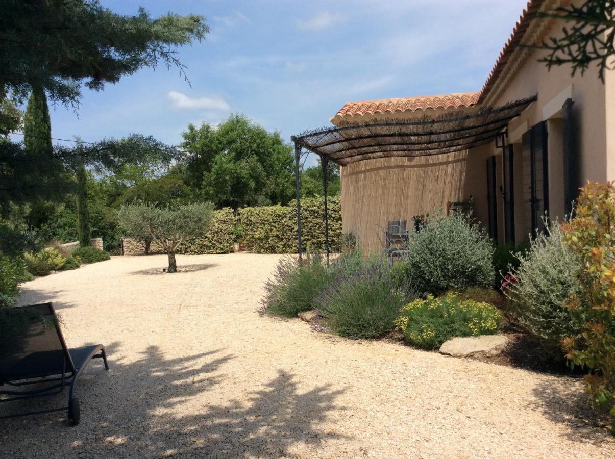 Mazet De La Lavande Uzes Exterior photo